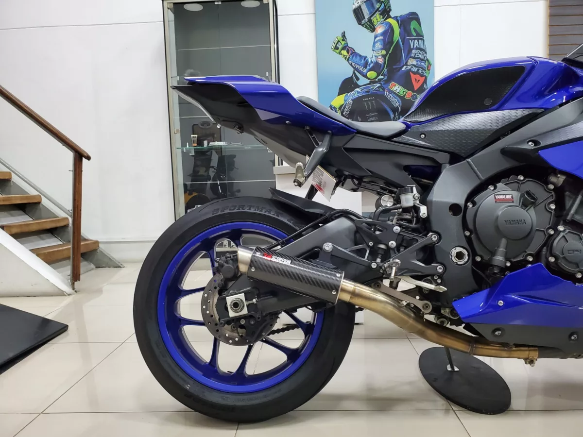 Yamaha YZF R1 Azul Como Nueva 2018 — foto 3