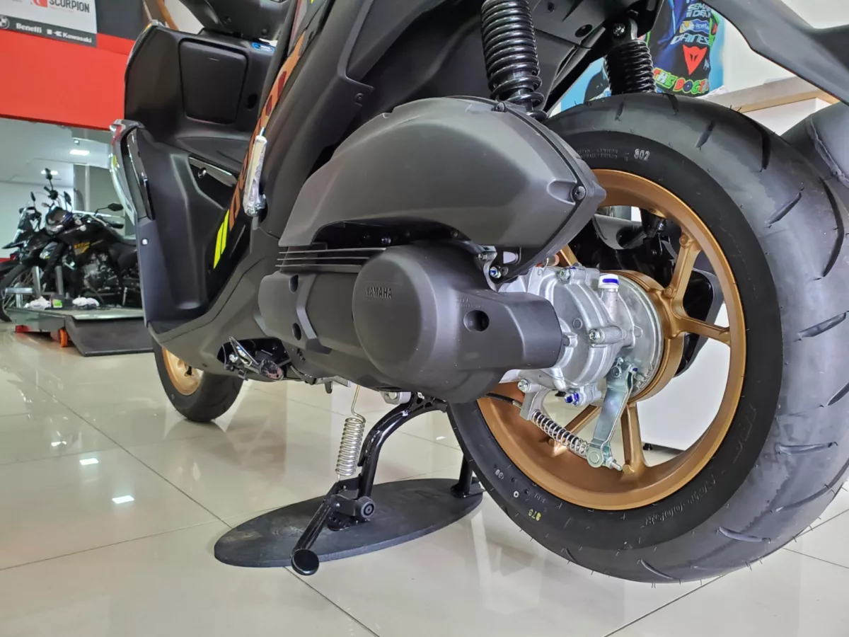 Yamaha Aerox 2025 — foto 3