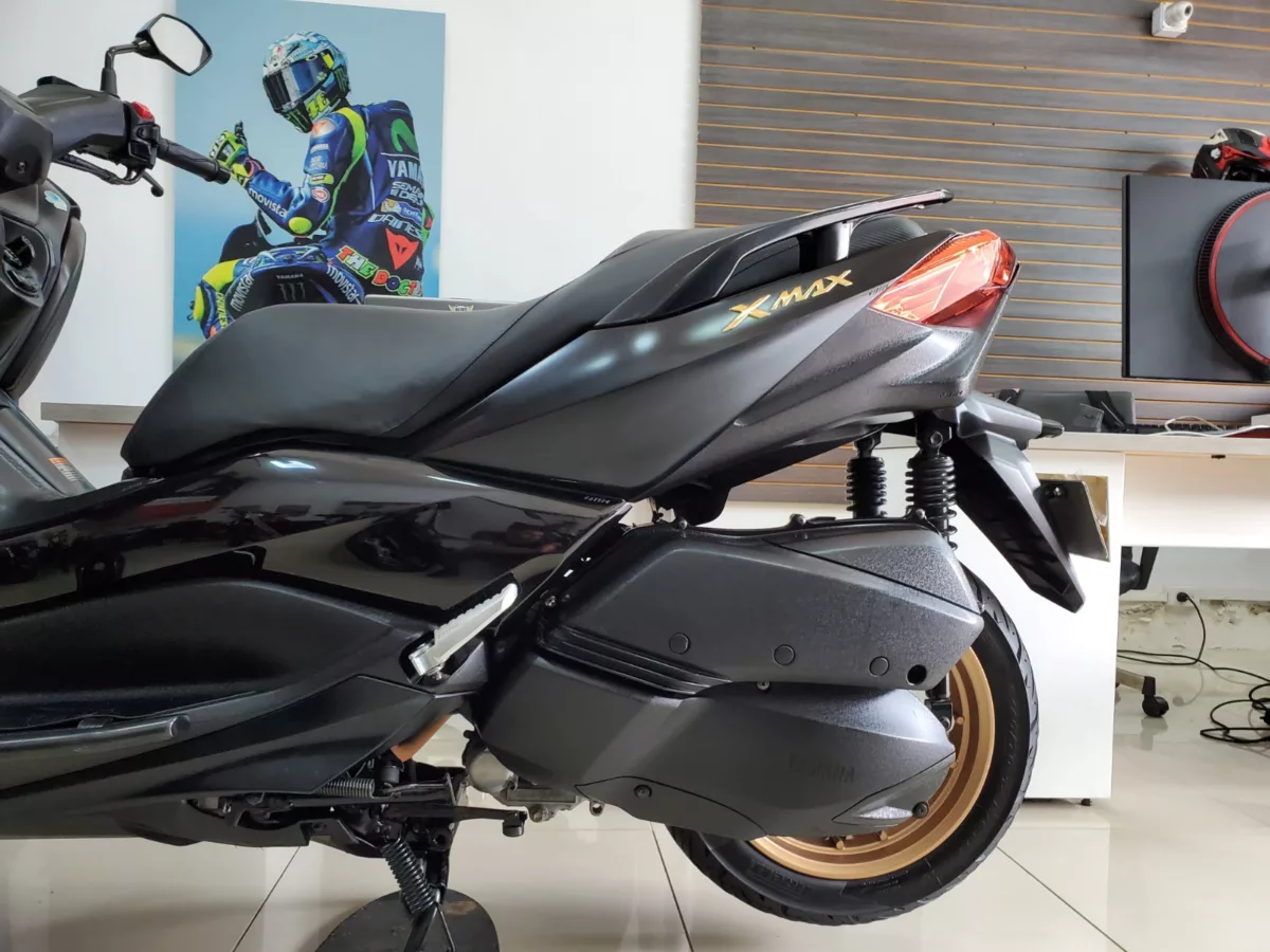 Yamaha Xmax 300 2023 — foto 16