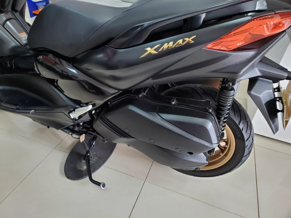 Yamaha Xmax 300 2023 — foto 18
