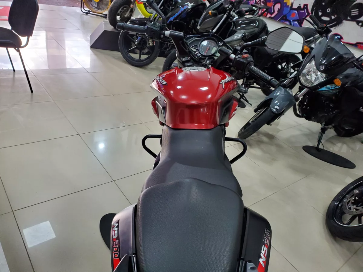 Bajaj Pulsar 200 Ns fi 2022 — foto 10