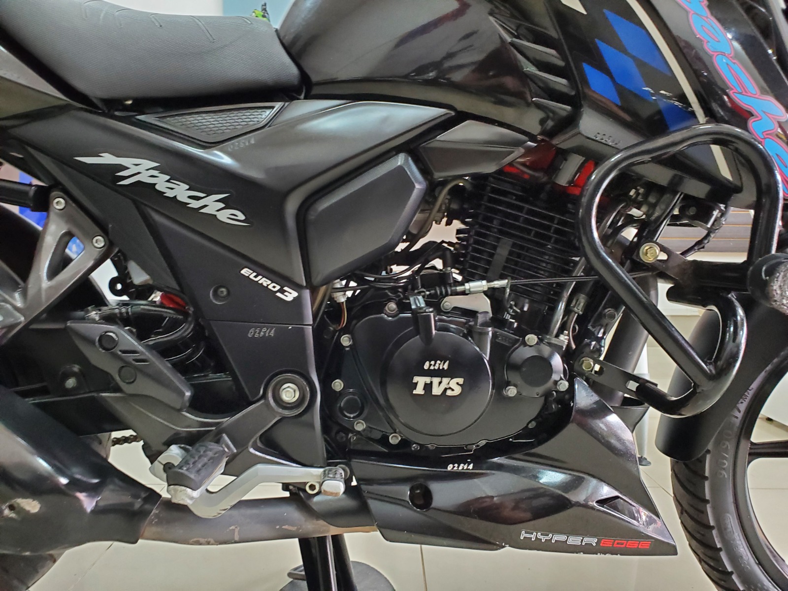 TVS Apache 160 4v XCONNECT 2022