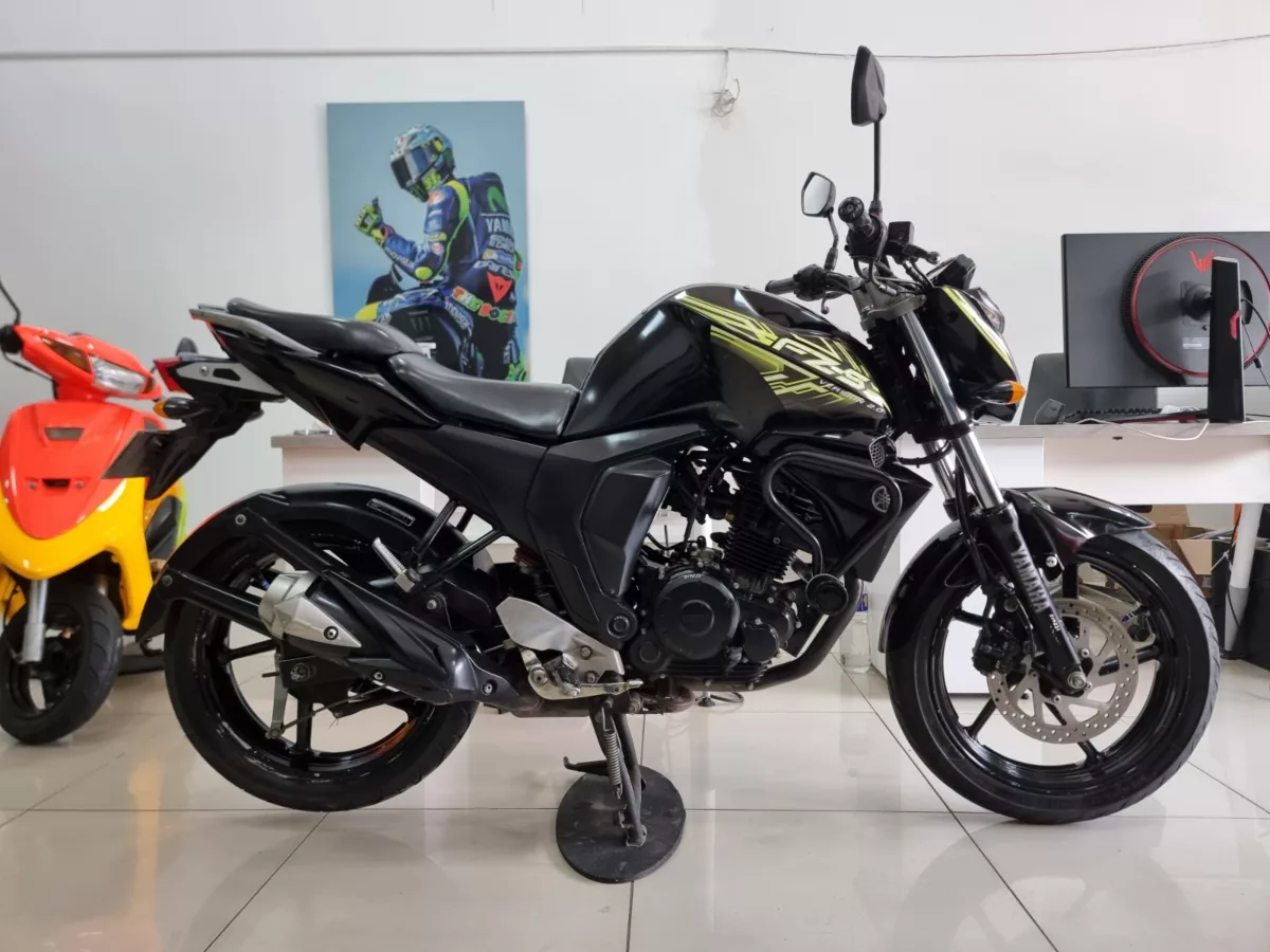 Yamaha FZ 150 2016 — foto 1