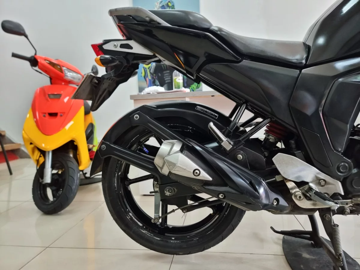 Yamaha FZ 150 2016 — foto 4