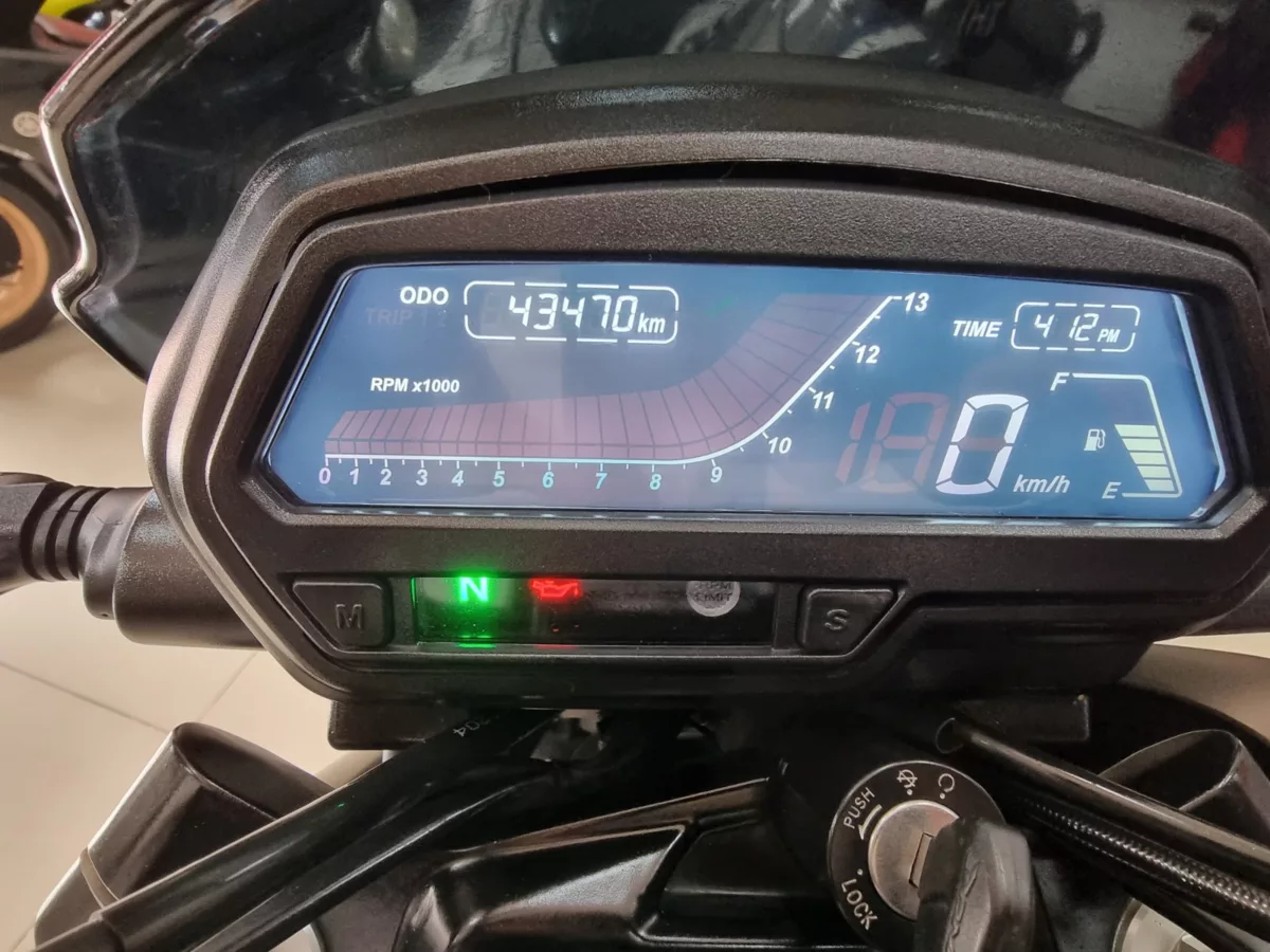 Bajaj Dominar 400 2019 — foto 9
