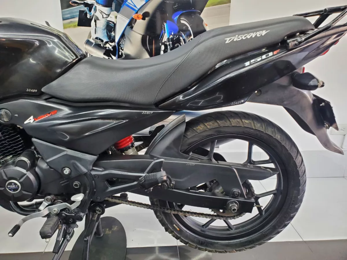 BAJAJ DISCOVER 150 2018 — foto 10