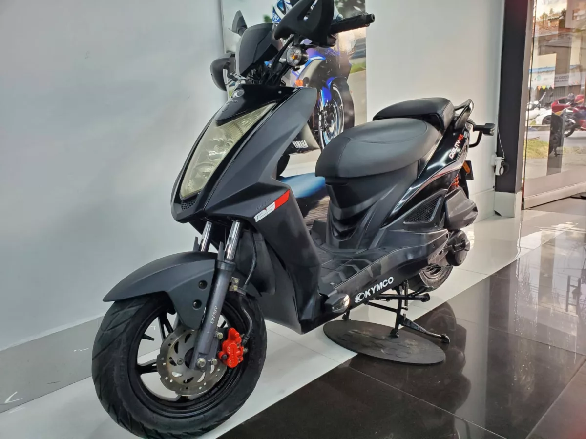 KYMCO AGILITY RS NAKED 2015 — foto 4