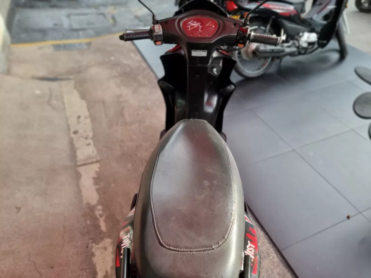 Kymco Twist 125 2020 — foto 13