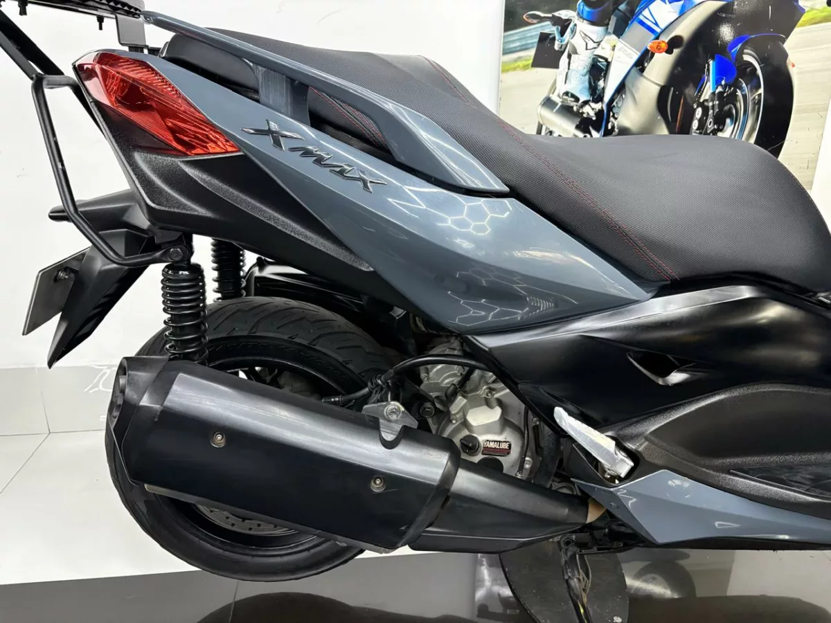 YAMAHA XMAX 300 2022 — foto 23