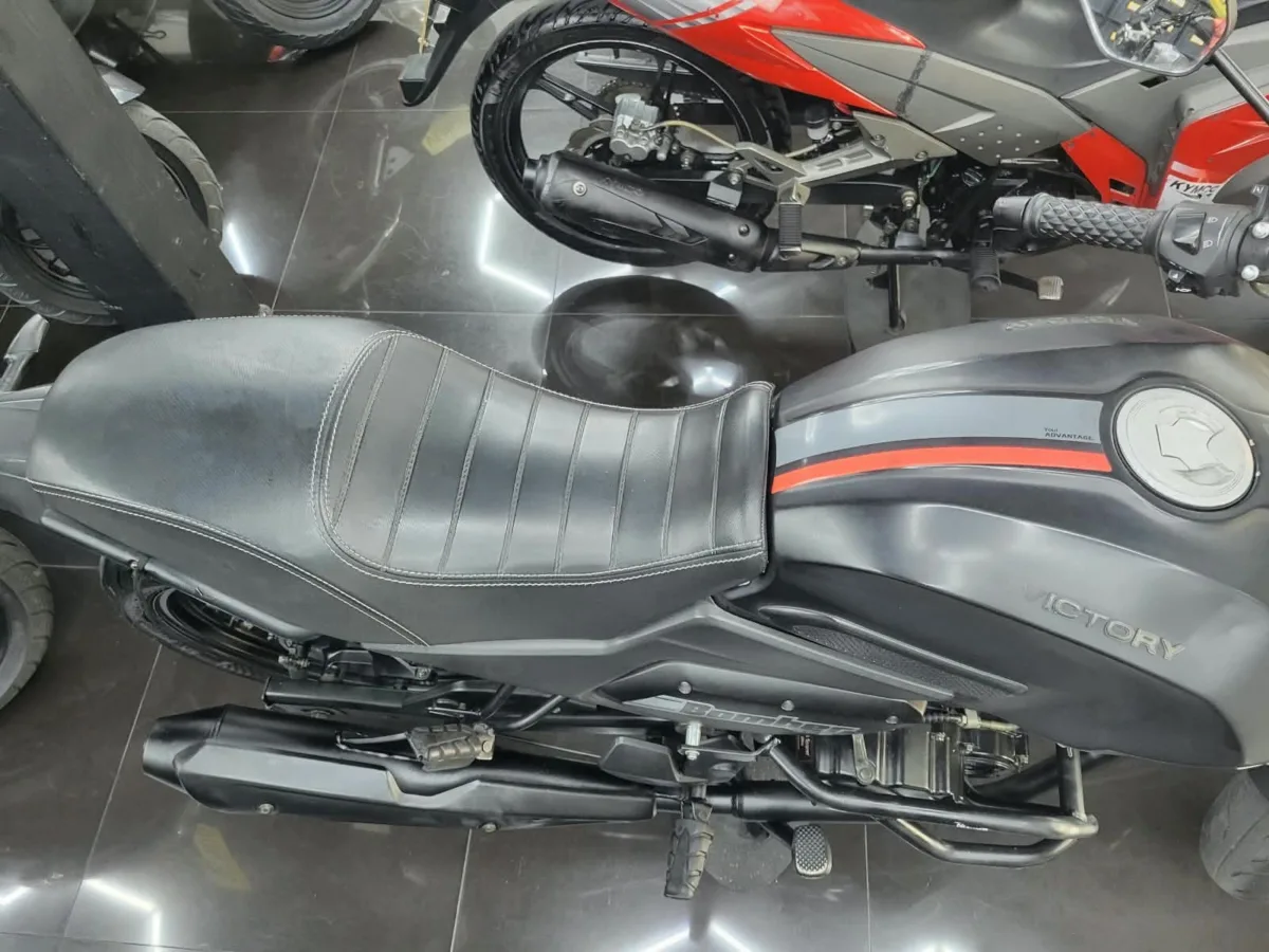 VICTORY BOMBER 150 2024 — foto 13