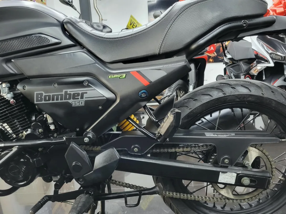 VICTORY BOMBER 150 2024 — foto 14
